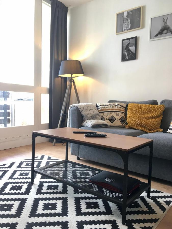 Airelles, Bel Appartement Cadre Naturel, Loggia Et Vue Montagne Фон-Ромё Экстерьер фото